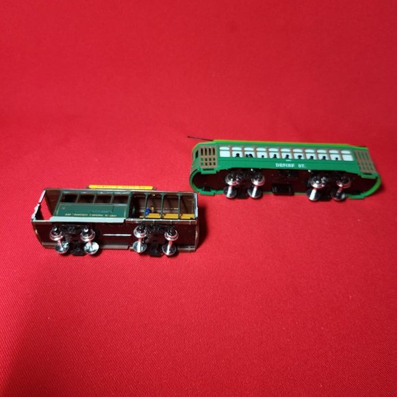 Classic Streetcars Set of 2 - Picture 5 of 12